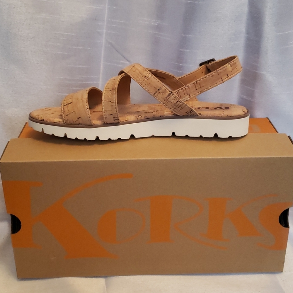 NWT-- Korks Sindre Cork Sandals NWT